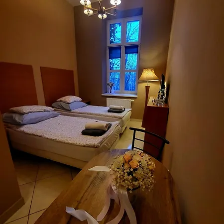 Hotel Kasztanowy Dwor