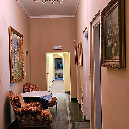 Kasztanowy Dwor Hotel