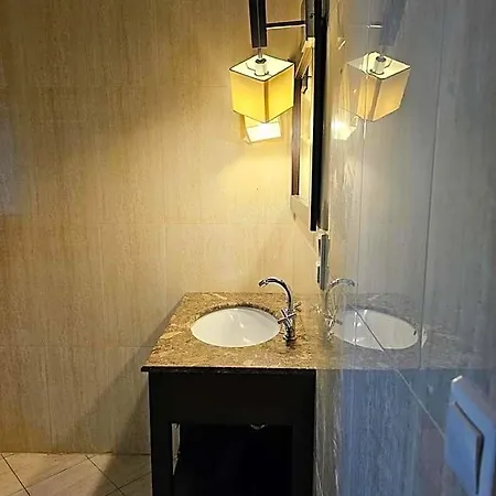 Hotel Kasztanowy Dwor