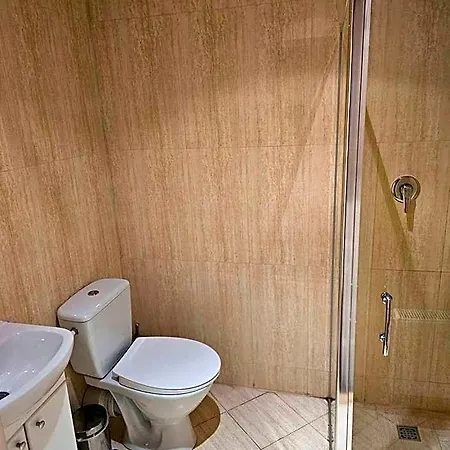 Kasztanowy Dwor Hotel *