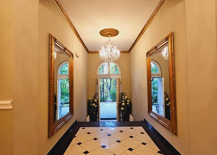 Otel Kasztanowy Dwor *